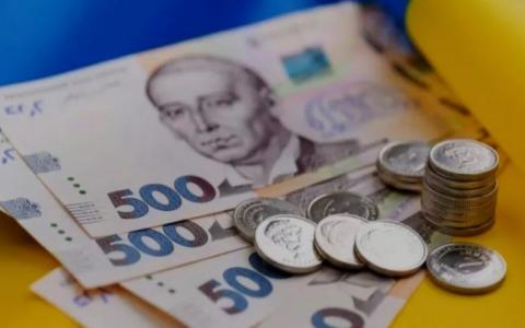 Пенсії, соцдопомога, субсидії: Міністр соцполітики Лазебна розповіла про виплати під час війни