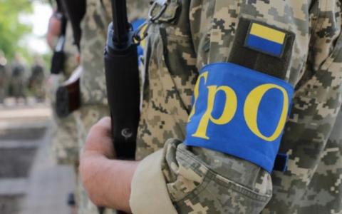 Всіх добровольців тероборони закликали підписати контракти