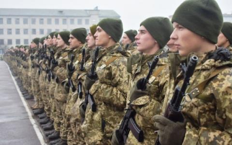 Призов на строкову військову службу в УКраїні у квітні-червні не проводитиметься