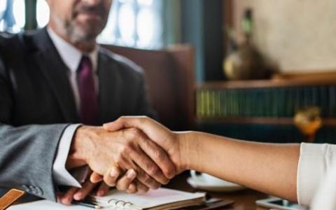 Спрощено реєстрацію українців, що втратили роботу під час війни