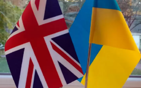 Неповнолітні українці зможуть в'їжджати до Британії без супроводу дорослих