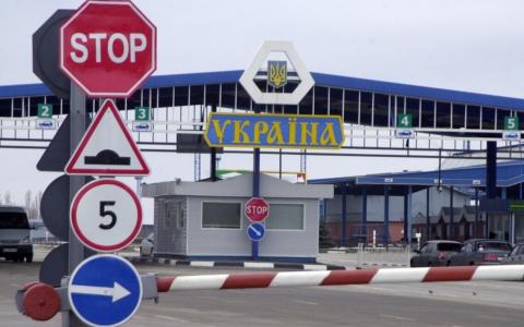 Чи можна за наявності відстрочки від призову на військову службу виїхати за кордон