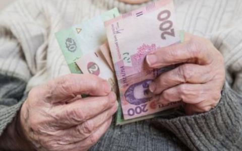 Уряд ухвалив рішення щодо виплат пенсій недієздатним переміщеним особам, які не мають опікунів