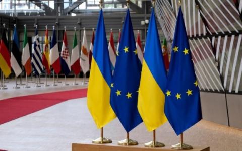Україна отримала статус кандидата в члени ЄС: історія шляху до Євросоюзу