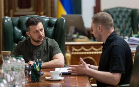 Президент України та очільник МВС обговорили створення Єдиного реєстру зброї 