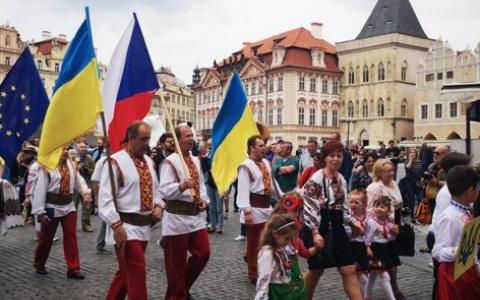 Українці в Чехії: в'їзд, реєстрація, проживання, допомога, а також інша інформація для біженців