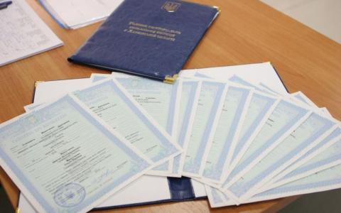 Підтвердити факт народження та смерті в умовах воєнного стану стало простіше: набрав чинності Закон 2345-IX