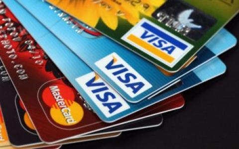 НБУ з 5 жовтня повертає заборону на Р2Р-перекази з гривневих платіжних карток українських банків на картки іноземних банків