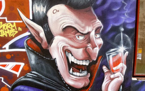 Несметные сокровища бессмертного графа в слоте Dracula Riches