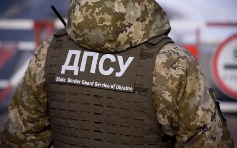 Ще одній категорії українців дозволили виїзд за кордон: деталі від Прикордонної служби