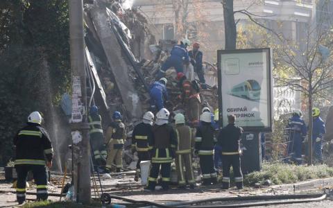 Дрони-камікадзе атакували Київ: відомо про чотирьох загиблих, серед них вагітна жінка