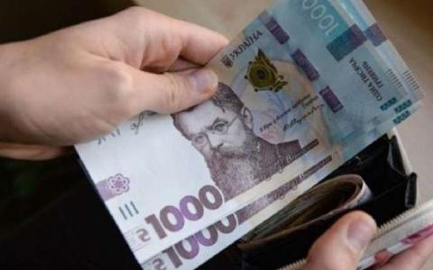 Грошова та гуманітарна допомога евакуйованим українцям і мешканцям звільнених територій