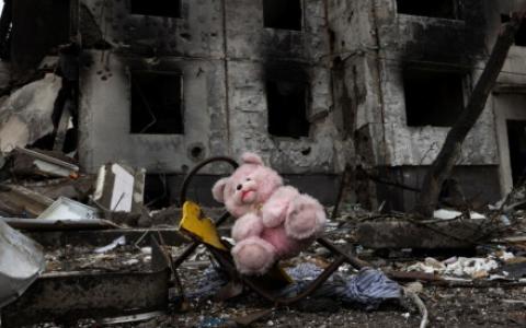 Понад 1298 дітей постраждали, 443 загинули - наслідки російської агресії в Україні