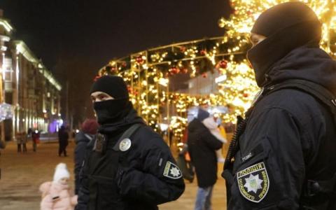 У новорічну ніч комендантська година в Україні не скасовується