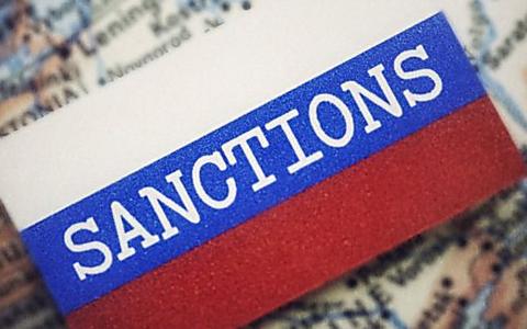 Борьба с российскими клиентами — адвокаты нужны не для обхода санкций