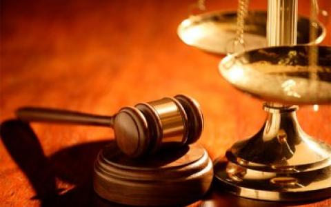 Скасування протоколу про порушення митних правил у суді