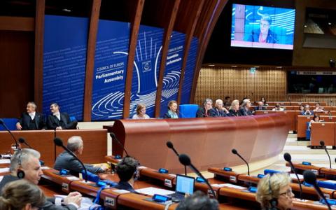 Яким має бути майбутній механізм компенсації збитків Україні від агресії рф визначили у ПАРЄ
