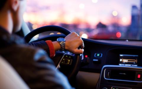 Інформація для водіїв: нові правила огляду на стан сп'яніння, відновлення номерних знаків