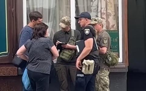 Хто має право видавати українцям повістки: пояснення уповноваженого з прав людини