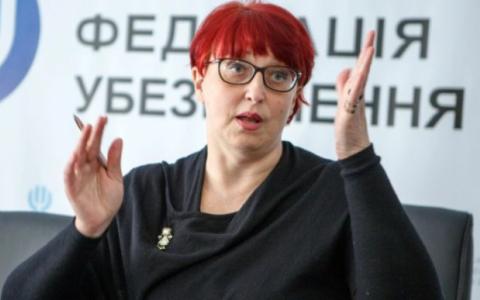 Деяким «слугам народу» нема чим зайнятися: нардеп Галина Третьякова хоче в Україні запровадити нові свята