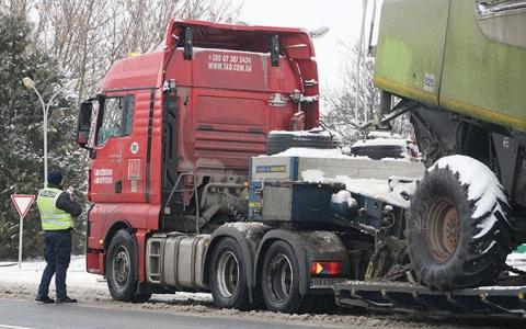 Який порядок проведення реєстрації, перереєстрації та зняття з обліку великовантажних та технологічних транспортних засобів?