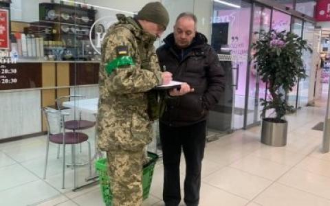 Повістку можуть вручити будь-де: детально про нову постанову Кабміну