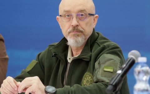 Воєнкомів з тилу відправлять на фронт та збільшать ВЛК вздовж лінії фронту - Міністр оборони України Олексій Резніков
