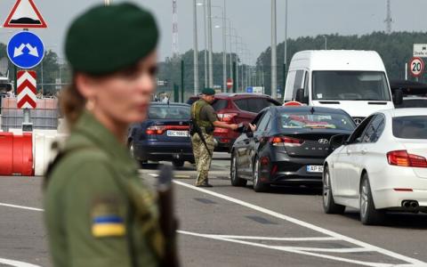 Виїхали за системою "Шлях" і не повернулися: чи є підстави штрафувати людей?