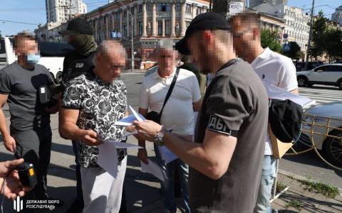 Колишнього одеського військкома Євгена Борисова було затримано у Києві (відео, фото ДБР)