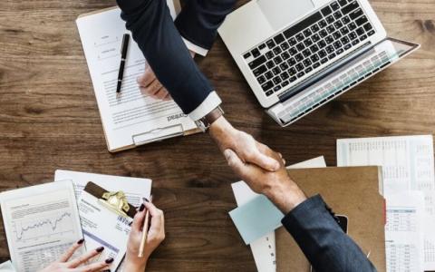 ФОП замість офіційного працевлаштування: чи законна така пропозиція роботодавця?