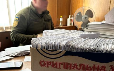 ДБР викрило злочинну організацію з-поміж працівників ТЦК, які створили масштабну схему ухилення від мобілізації