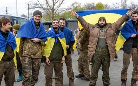 Військовополонені та члени їхніх сімей мають право на державну грошову допомогу та інші соціальні гарантії
