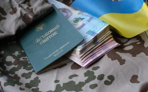 Закон про перерозподіл військового ПДФО передано на підпис Президенту України: деталі закону