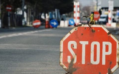 Перевізники у Словаччині слідом за Польщею блокують кордон із Україною, — видання "Теraz"