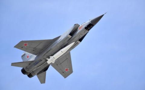 Рівень української ППО дозволяє не зупиняти країну під час довгих повітряних тривог – Зеленський
