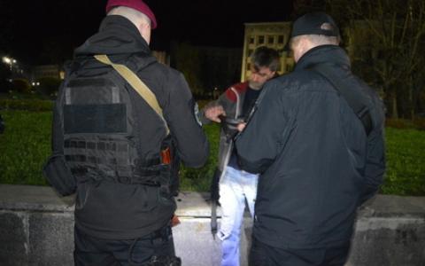 Адміністративна відповідальність за порушення комендантської години: законопроєкт проголосовано в першому читанні