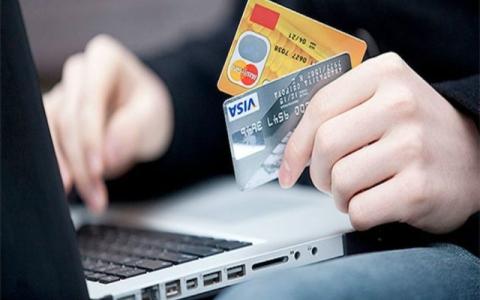 У Мінфіні спростувують інформацію щодо 18% податку з надходжень на картку фізособи