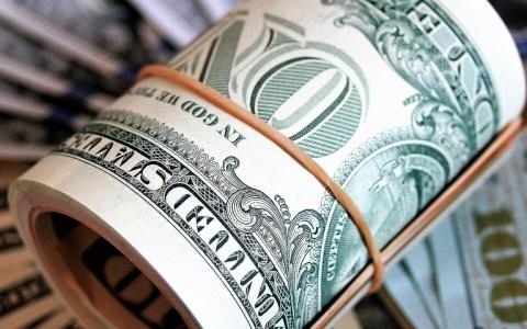 Українці витрачають за кордоном із банківських карт по $35 млн щодня - заступник голови НБУ Ніколайчук
