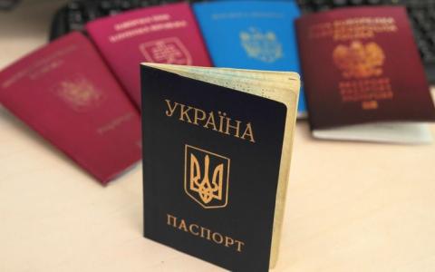 В Україні запровадять множинне громадянство - Зеленський вніс в Раду відповідний законопроект