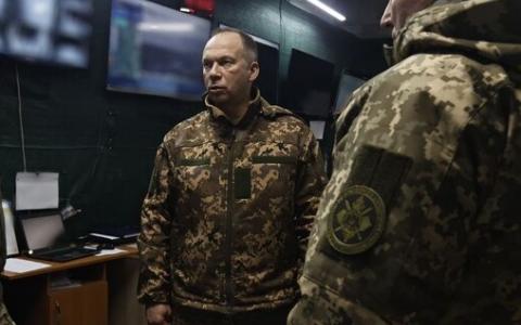 Відгуки про Сирського ми побачимо через певний час: політолог оцінив подальше спілкування Заходу із новим Головкомом
