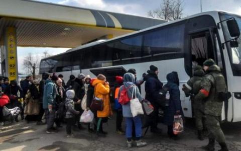 Евакуація із небезпечних районів Запорізької області: киди звертатись?
