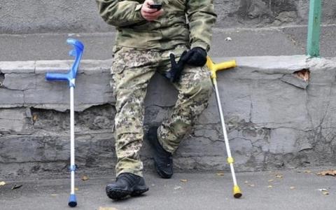 Як військовослужбовцям отримати одноразову грошову допомогу в разі встановлення інвалідності