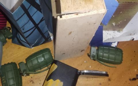 ДБР завершило розслідування стосовно офіцера, який подарував бойові гранати помічнику Головкома