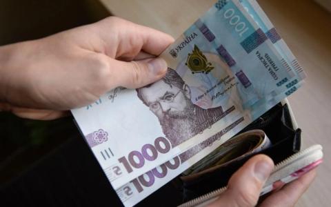 НБУ посилює контроль за операціями з переказу коштів готівкою: деталі