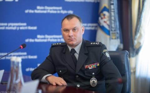 Якщо чоловік на вулиці не показав на вимогу поліції документів, може відбутися адмінзатримання - Глава Нацполіції