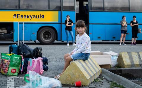 Евакуація з Донеччини у Рівненську область в червні: що варто знати громадянам?