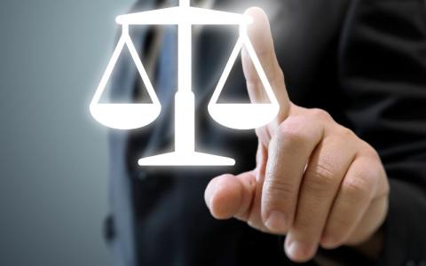 Цифрова платформа безоплатної правової допомоги для громадян України: допомога висококваліфікованих юристів