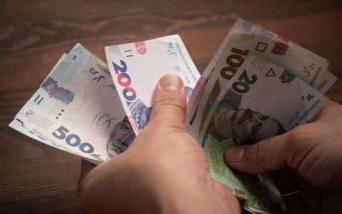 "Пільговий" період для сприяння зайнятості: чому скасовують допомогу на проживання ВПО
