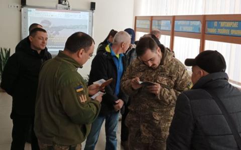 При оновленні даних чоловік побачив статус "у розшуку" і добровільно звернувся до ТЦК де його оштрафували на 17 тис - що вирішив суд?