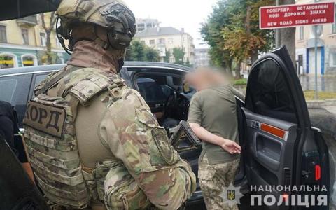 Співробітники ТЦК на Тернопільщині щомісяця отримували хабарі на 100-150 тисяч доларів - Нацполіція
